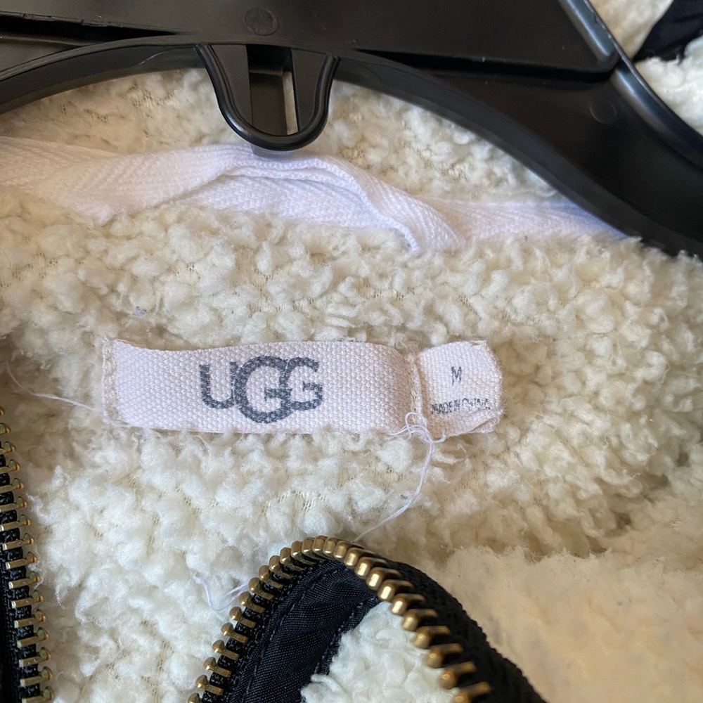 UGG medium Sherpa Jacket with pockets - Picture 4 of 8